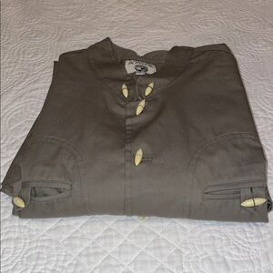 Caballo Azteca Long Sleeve Toggle Button Shirt.  Cotton. Size XL.